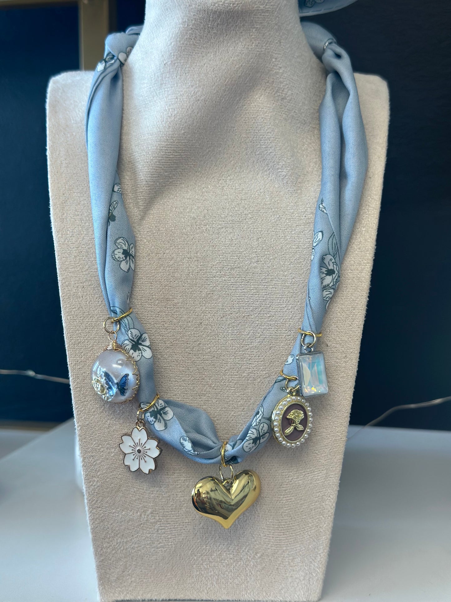 Heart Charm plus 4 additional charms scarf necklace Blue
