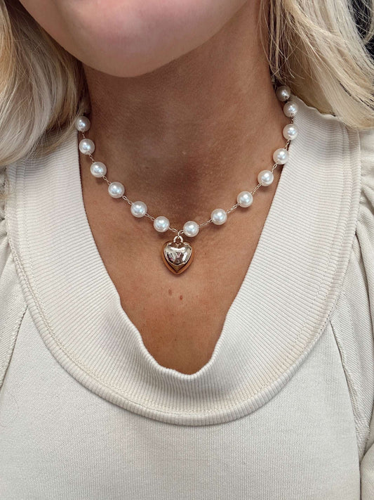 Water resistant Pearl and Gold puffy heart Necklace
