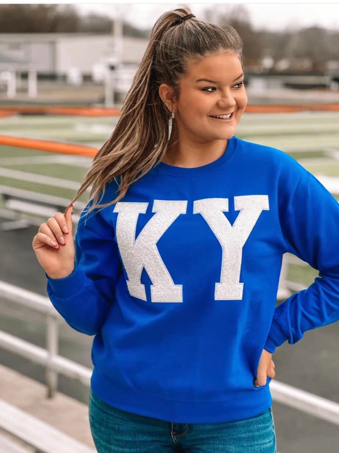 KY Chenille crewneck